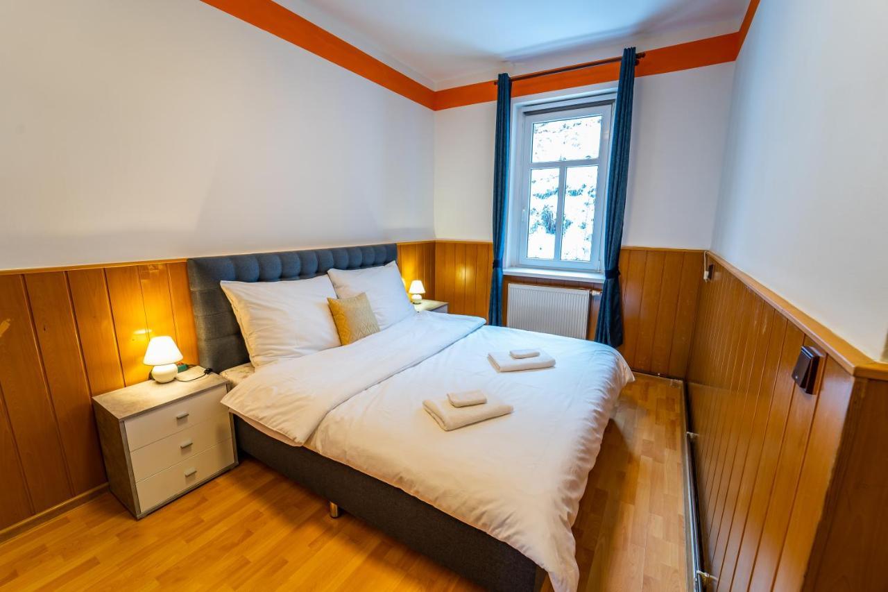 Tuan Long Apartments Jáchymov Zewnętrze zdjęcie