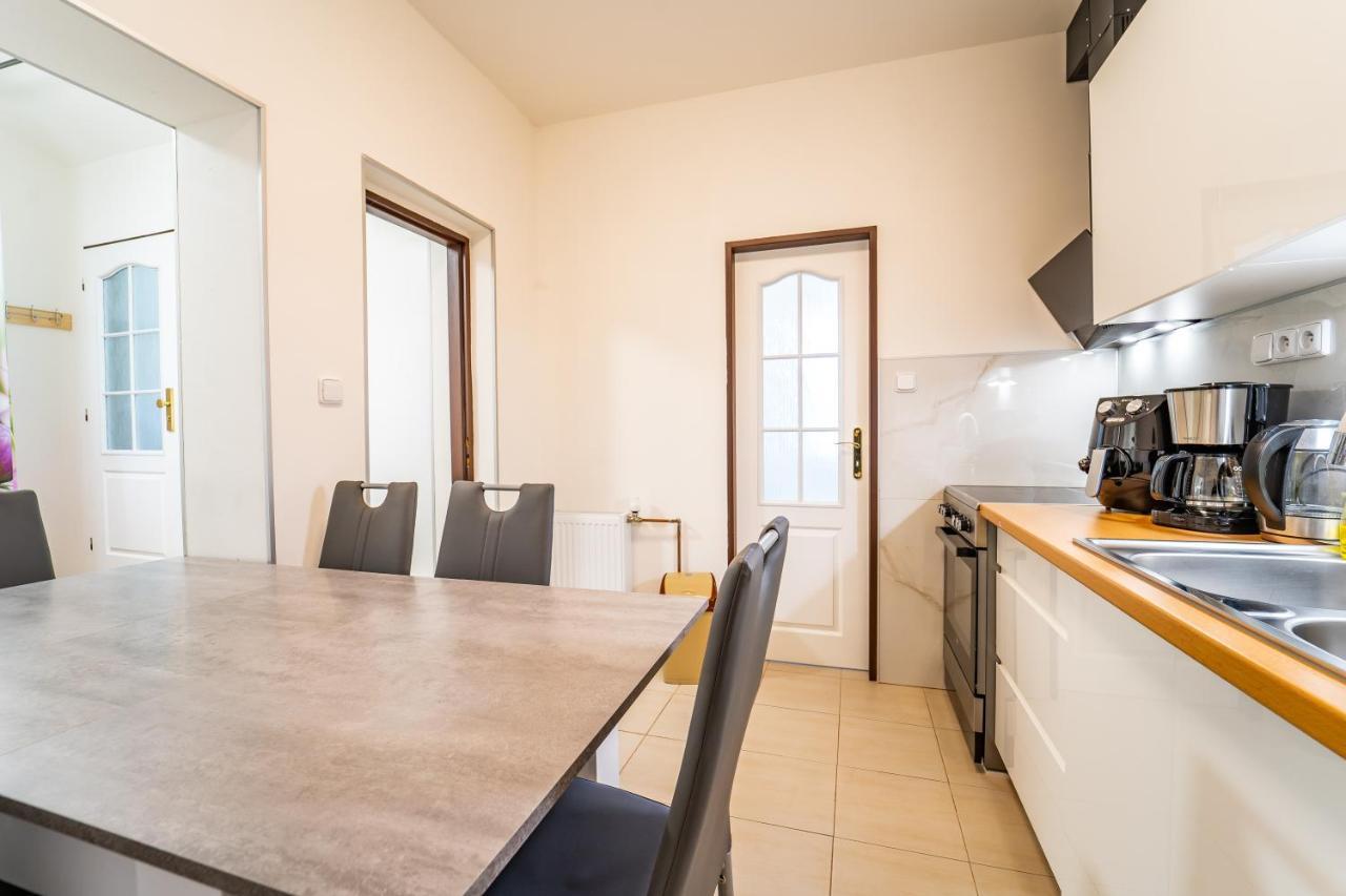 Tuan Long Apartments Jáchymov Zewnętrze zdjęcie