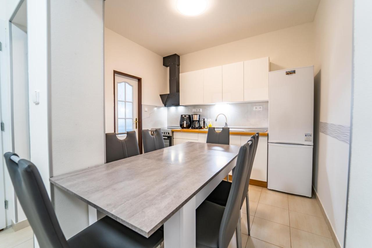 Tuan Long Apartments Jáchymov Zewnętrze zdjęcie