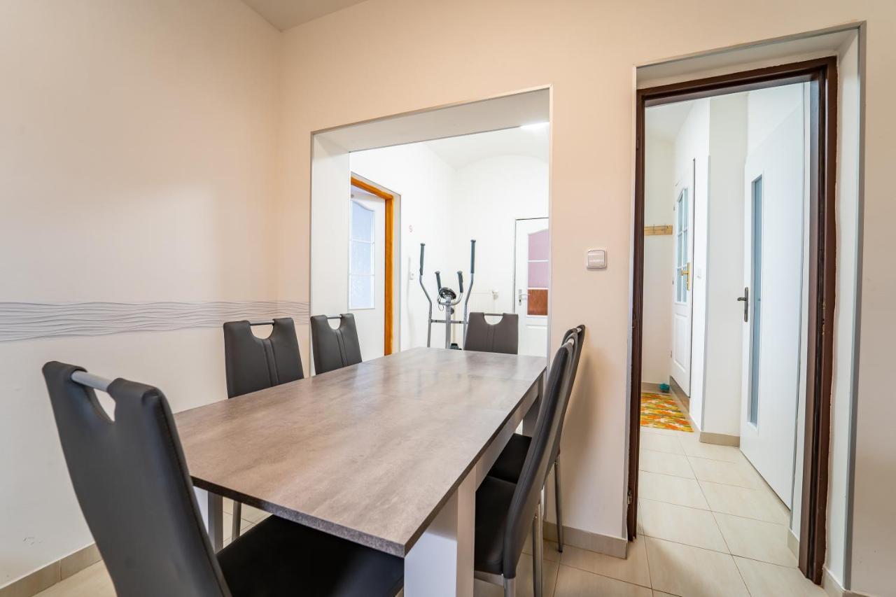 Tuan Long Apartments Jáchymov Zewnętrze zdjęcie